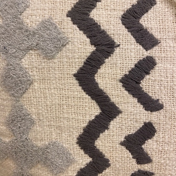 ANTHROPOLOGIE | tufted pillow - Picture 8 of 8